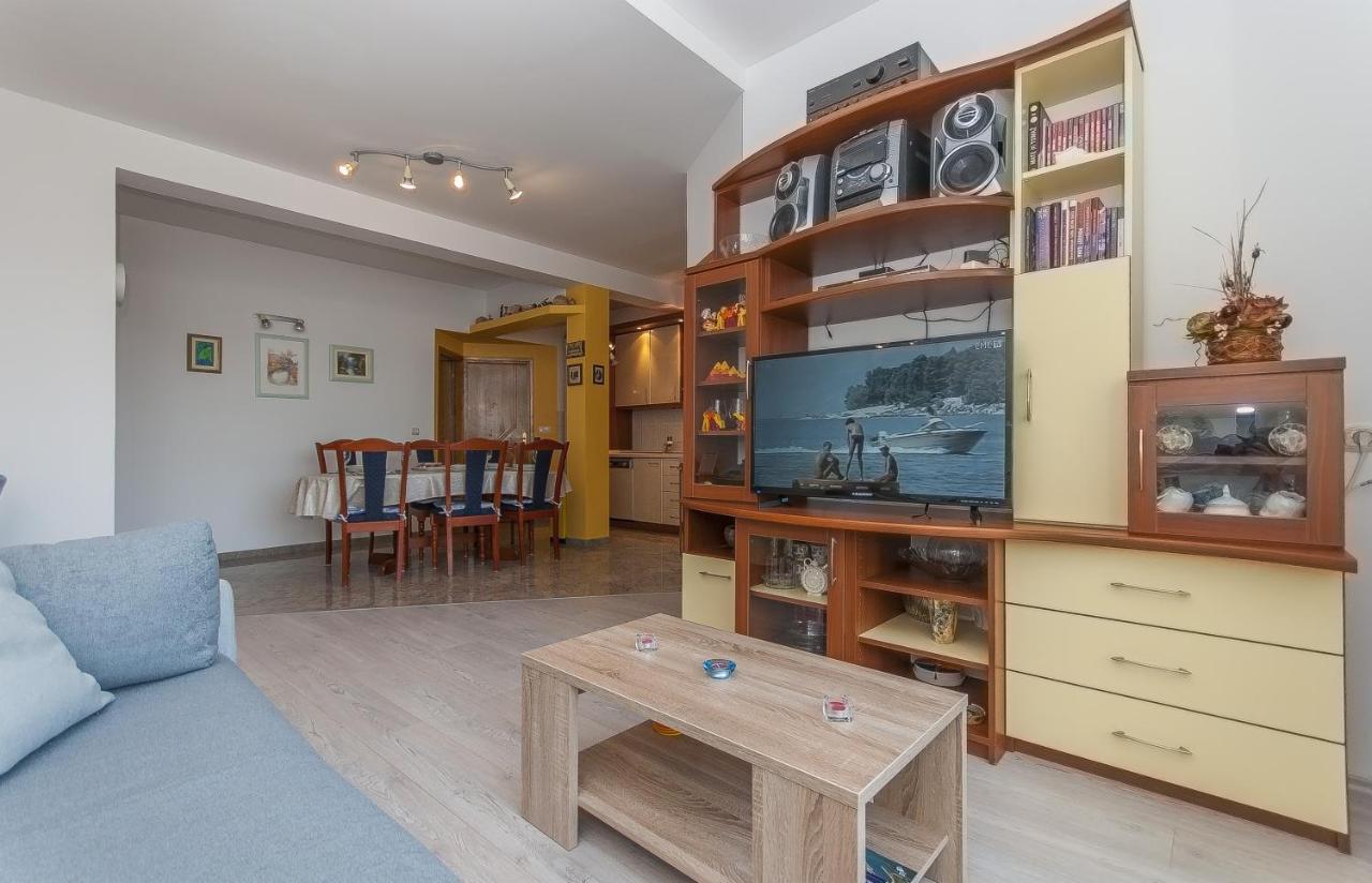 Apartment Brajki أوميس المظهر الخارجي الصورة